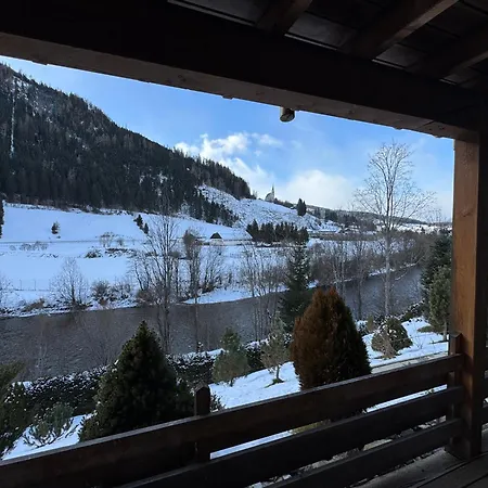 Apartment Am Fluss Tamsweg